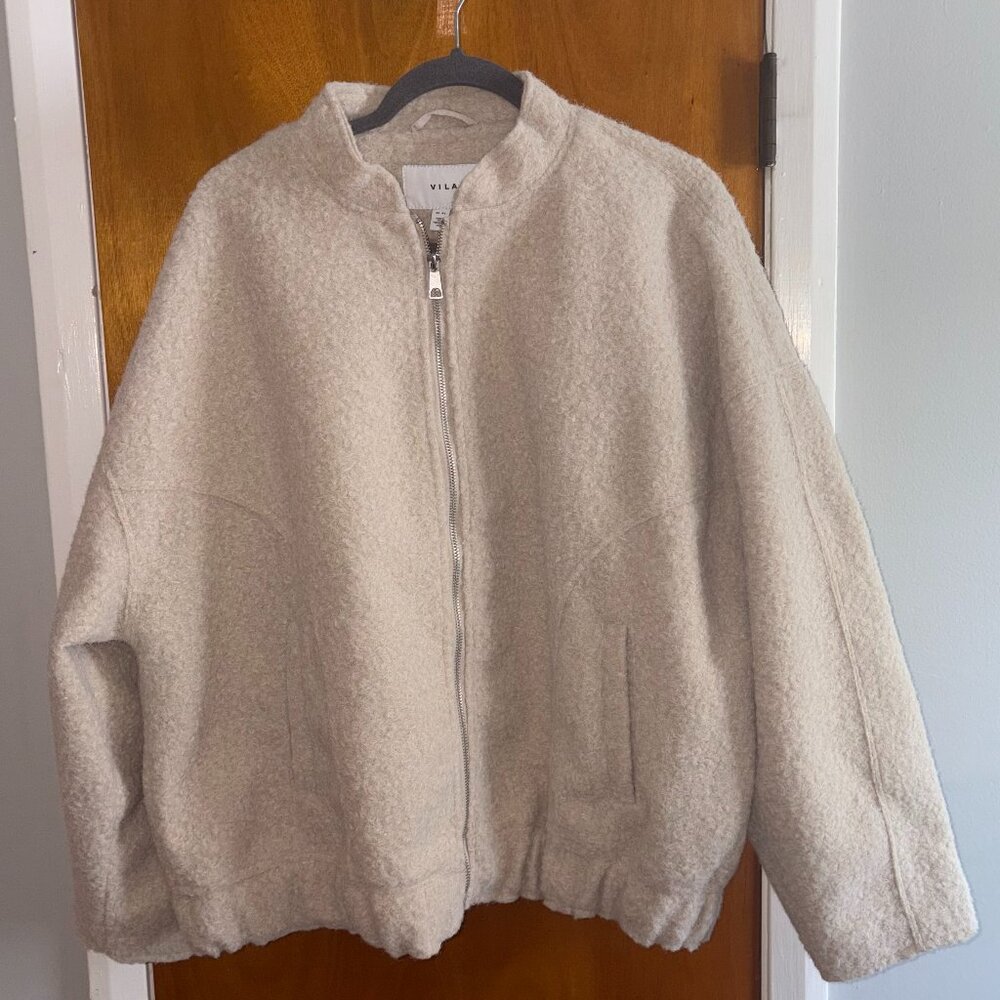 VILA Zipper Bomber Jacket – Birch – Never Worn – EU 46